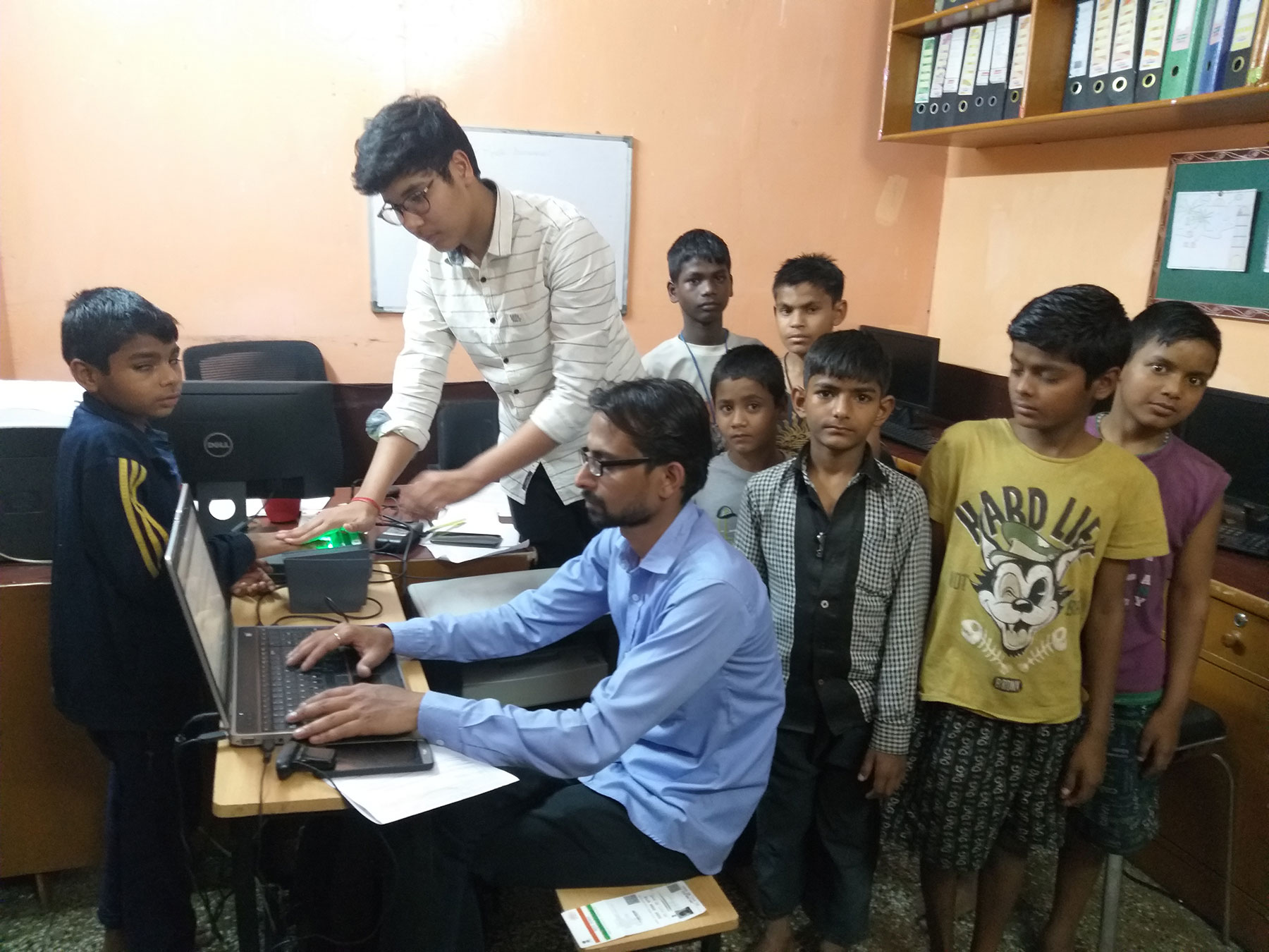 Aadhaar Enrolment of kids at Salaam Baalak Trust,New-Delhi